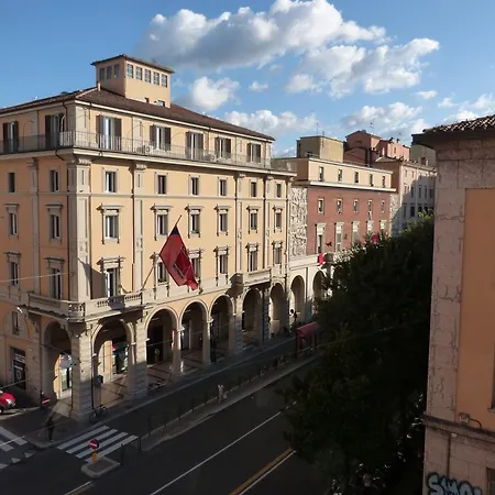 Apartamento Residenza Piazza Dei Martiri 8 Bolonia Exterior foto